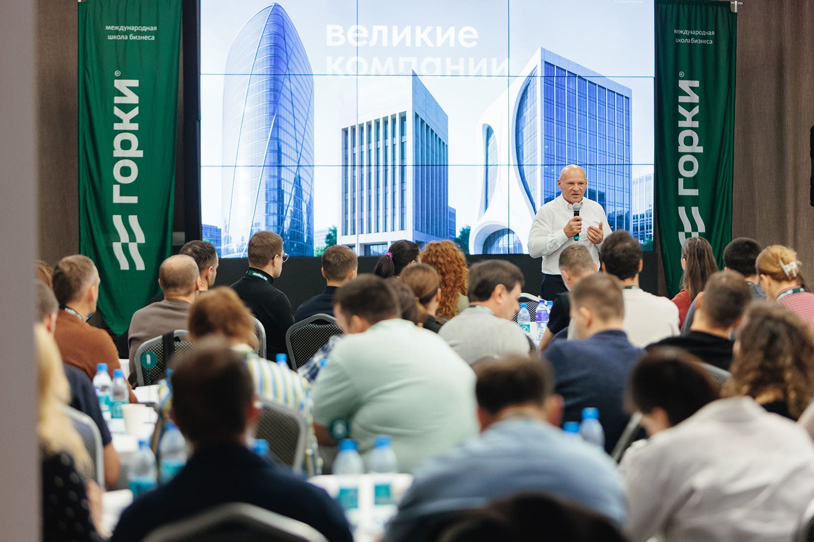 Синдром самозванца у руководителя: почему он возникает и как с ним бороться